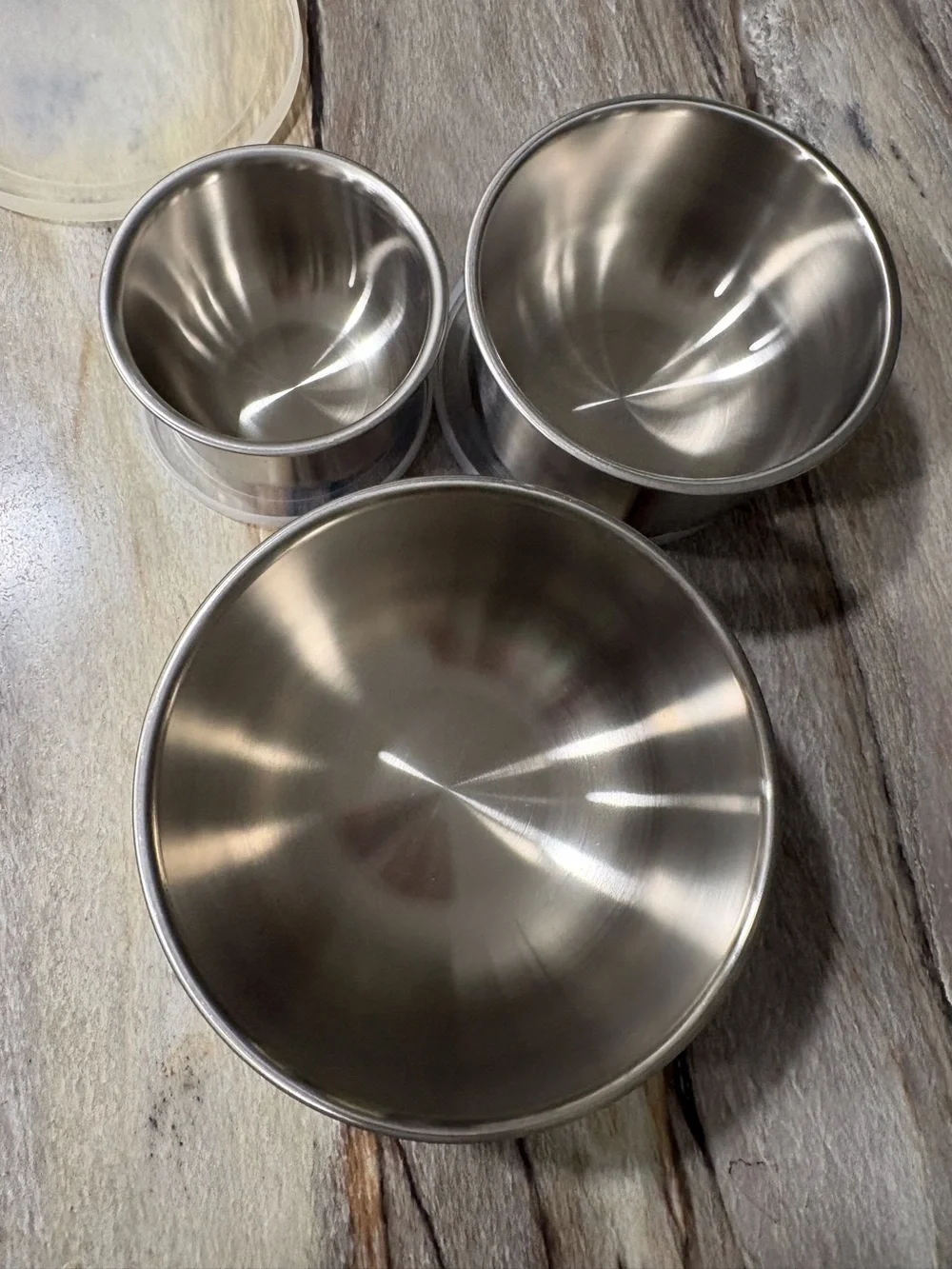 Sold! Stainless Steel Nesting Mixing Bowls Set 3pc w/ Plastic Lids Kitchen